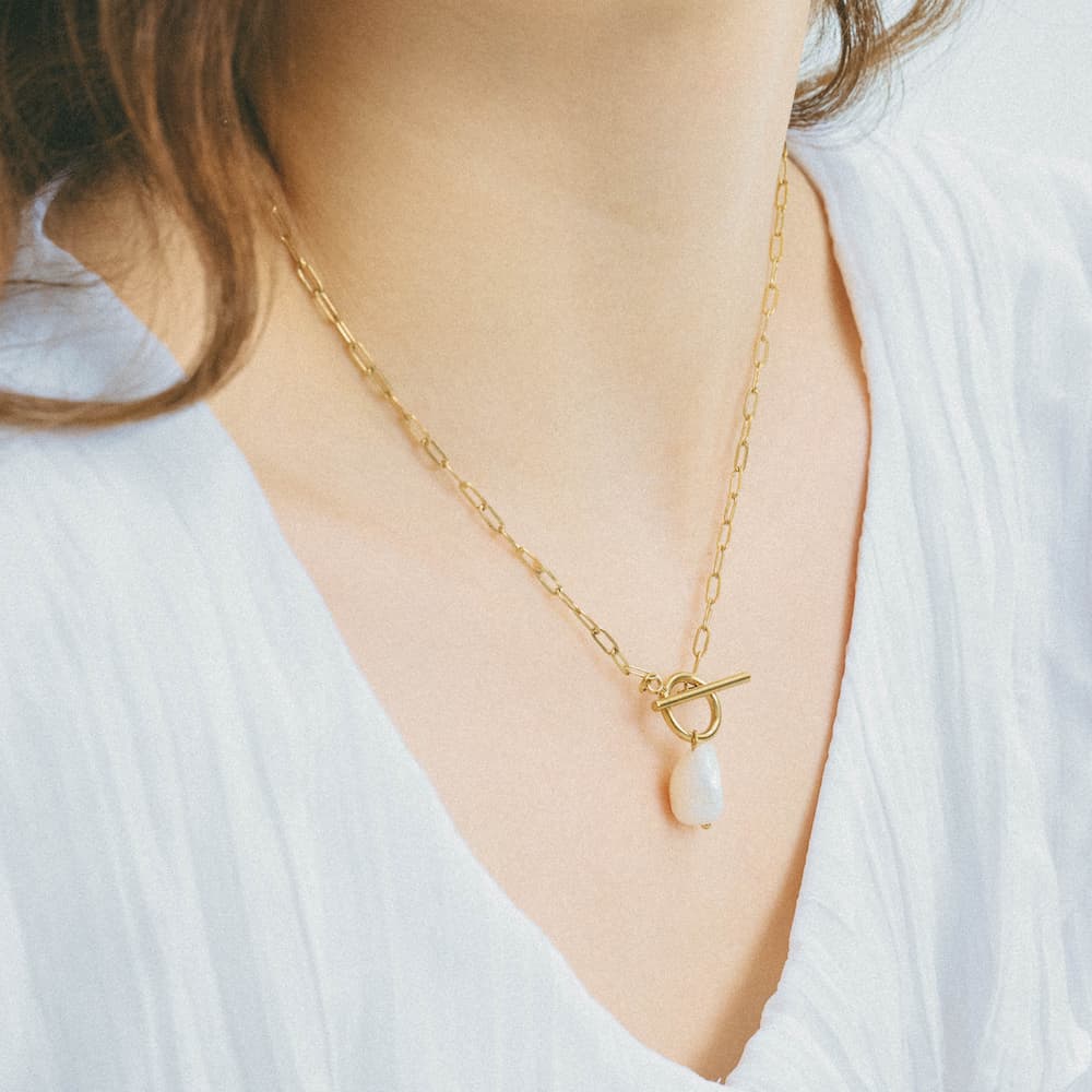 T-Bar Pearl Necklace n6