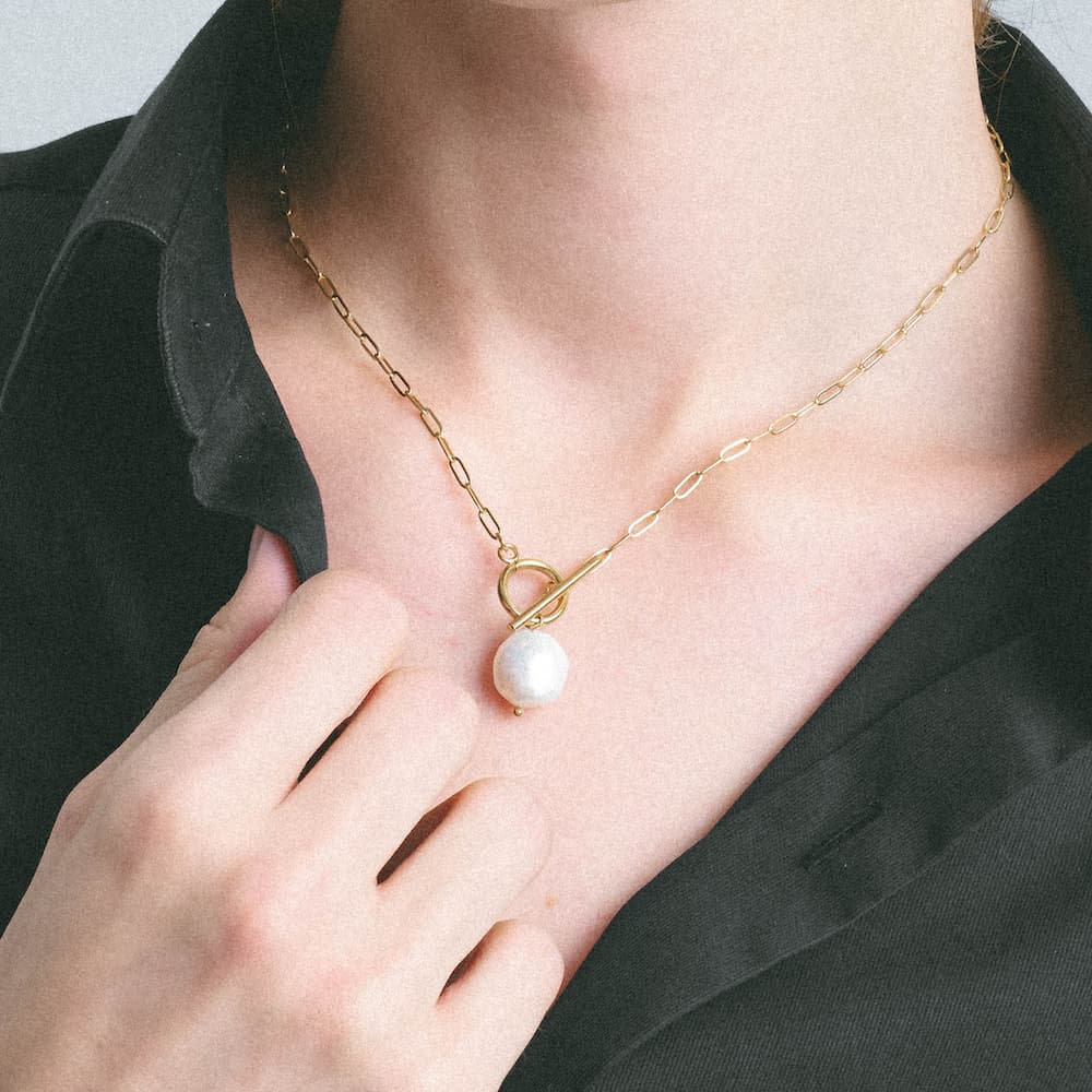 T-Bar Pearl Necklace n6