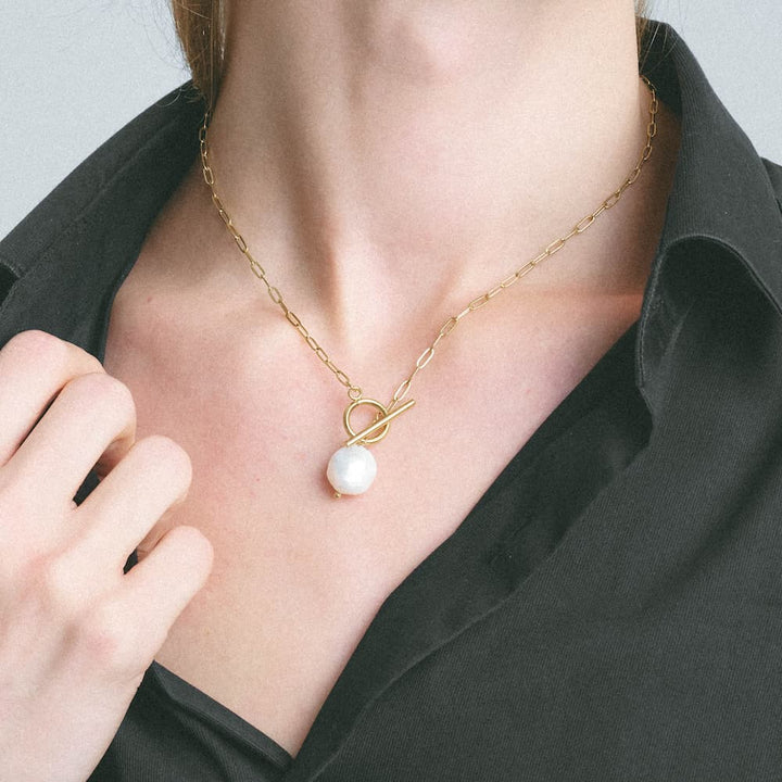 T-Bar Pearl Necklace n6