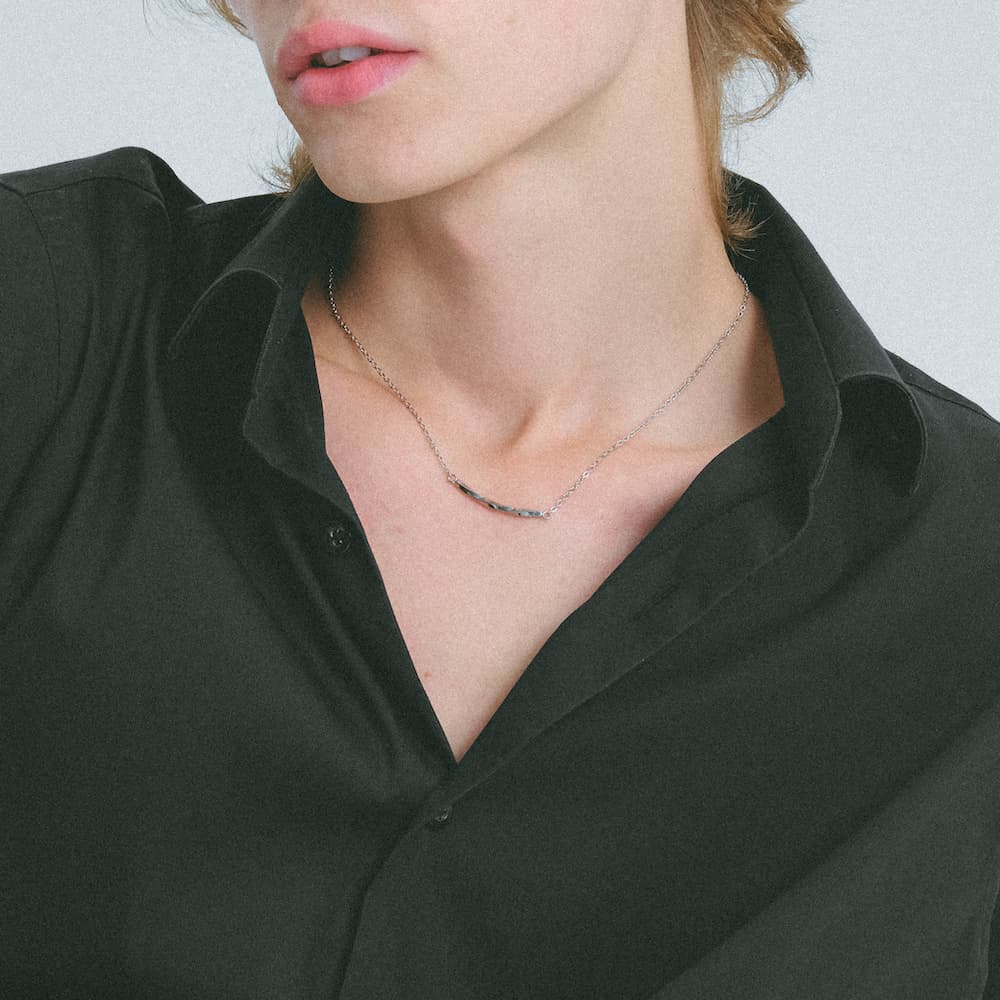 Arc Bar Necklace n9