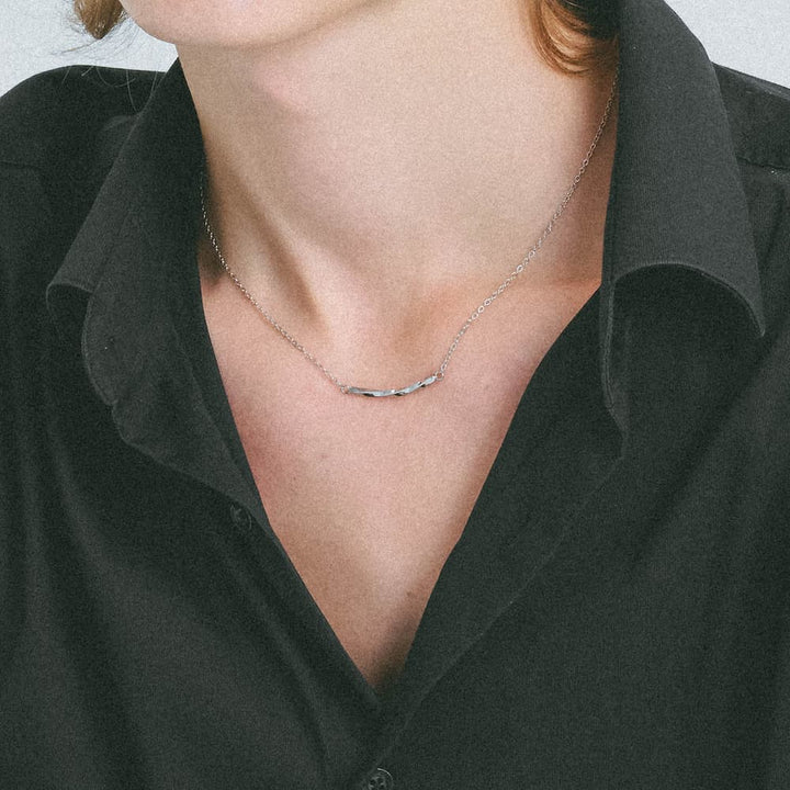 Arc Bar Necklace n9